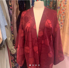 Load image into Gallery viewer, Japanese Haori burgundy kimono
